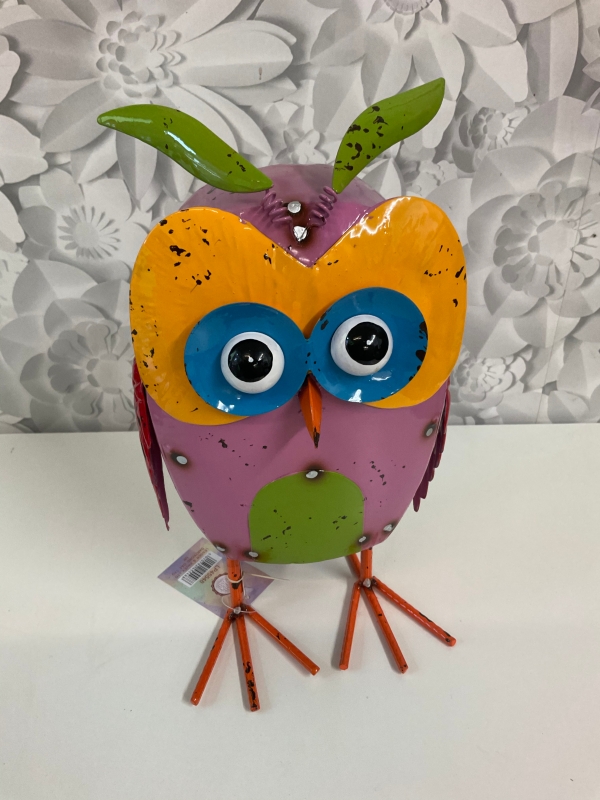 metal owl figurines